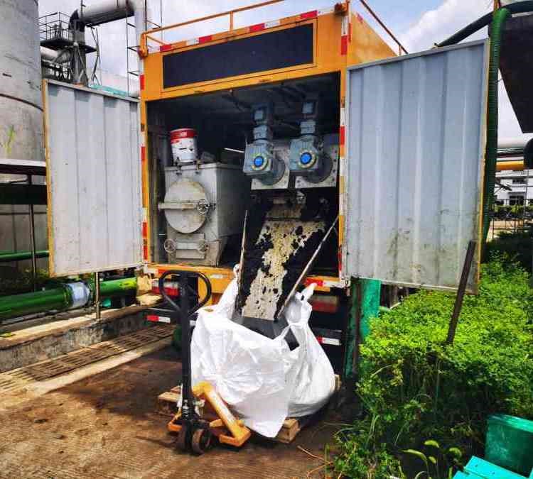 污水分离车