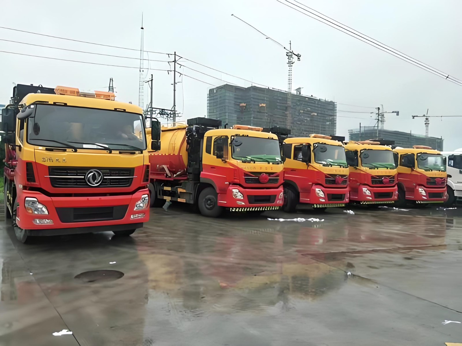 清洗吸污车